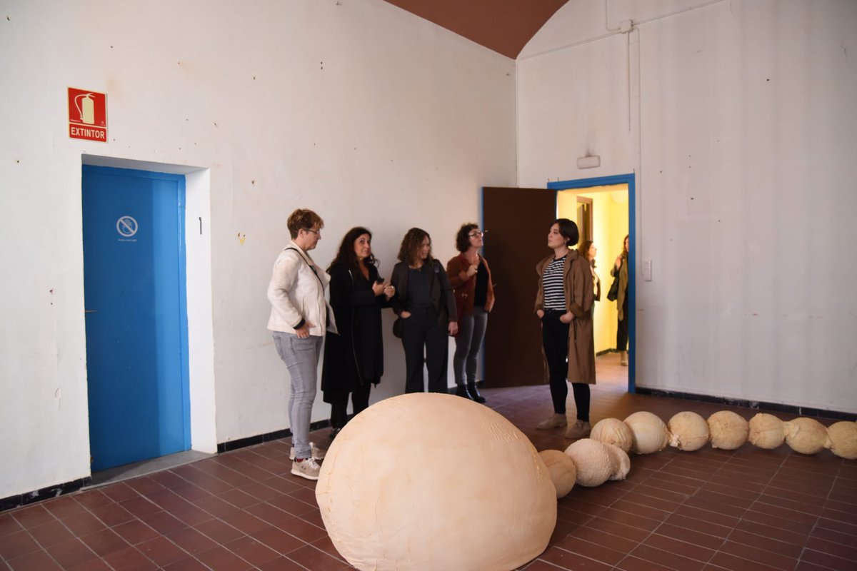 matarocat's tweet image. Visita de la Consellera de @cultura_cat a les exposicions de @ManifestaDotOrg a Mataró. L'edifici de La Presó, seu del @macmataro, acull exposicions d'artistes locals i internacionals

#FocusWeek #Mataró
