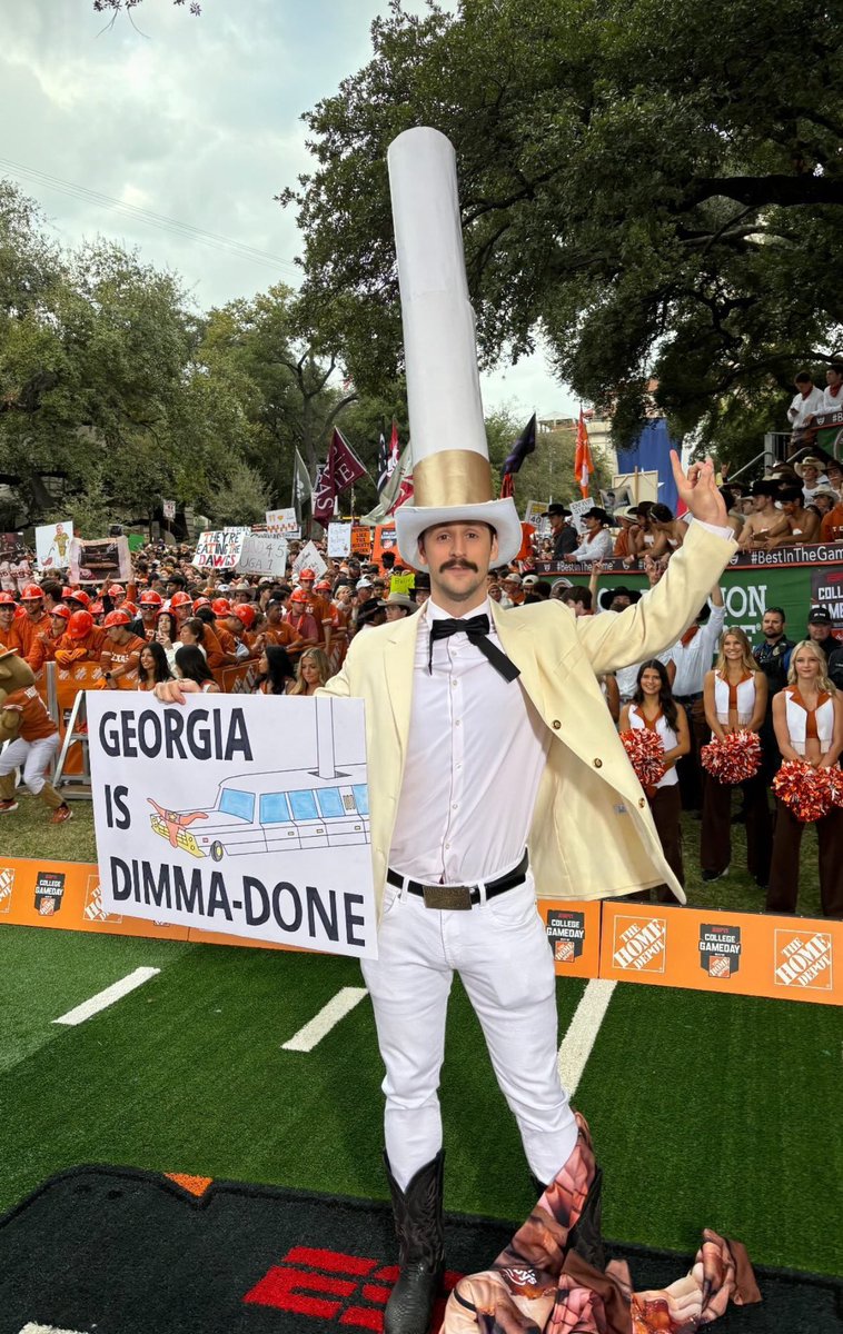 Doug Dimmadome has officially taken over <a href="/CollegeGameDay/">College GameDay</a> again!