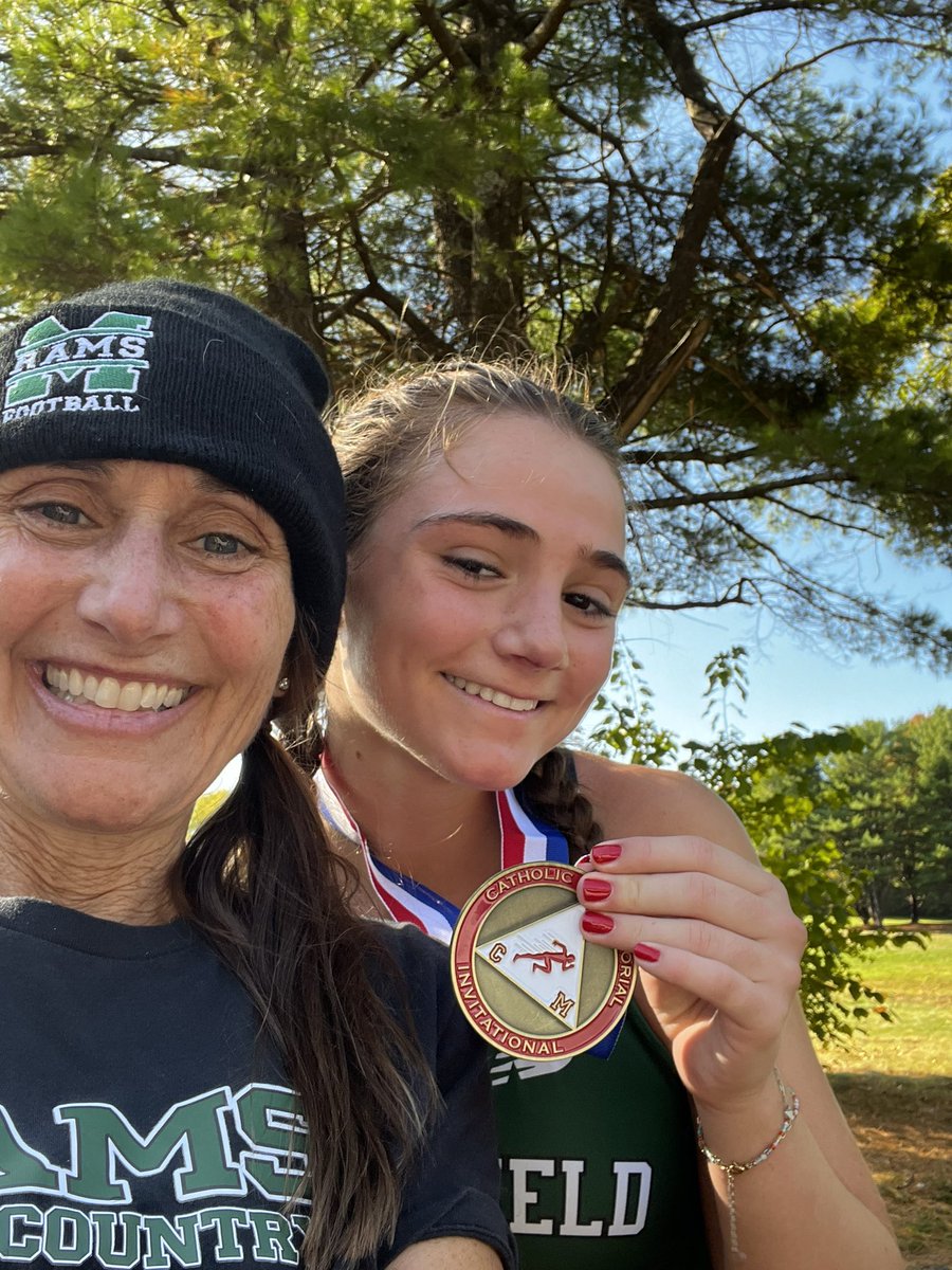 TLovuolo's tweet photo. Catholic Memorial 3K at Franklin Park https://t.co/xA5nPVVnqd