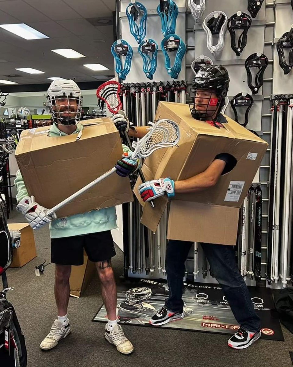 RidleyScouting's tweet image. Saw this for sports halloween suggestions and it's fantastic. #Boxla