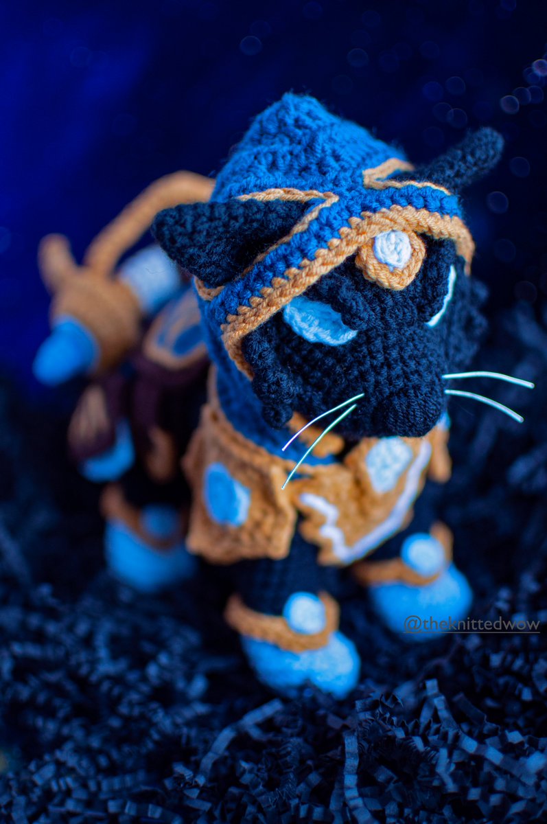 theknittedwow's tweet image. Startouched Furline🌌✨

#worldofwarcraft
