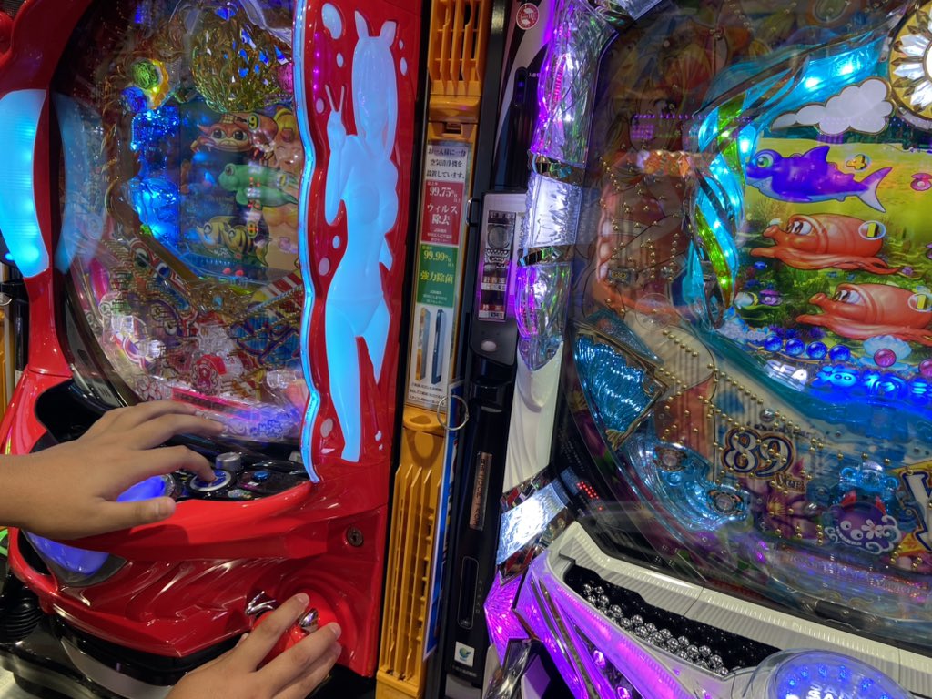 rai4219's tweet photo. 初めての1パチ付き合わされて1000がそのまま帰ってきた https://t.co/7yZzE8N5SK