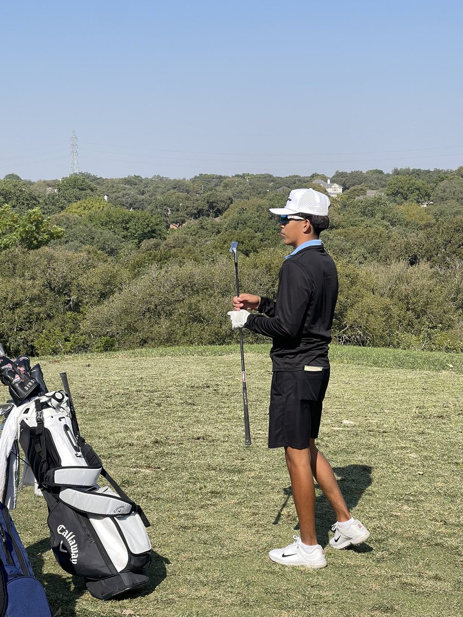 J3eremiah's tweet image. 2nd tourney of my sophomore year at Harlan.The tourny was on wednesday and it was a good one.As a group we ended of getting 2nd and individually I shot A 88. Not my best performance but feel myself getter better each tournament.Excited for rest of fall season