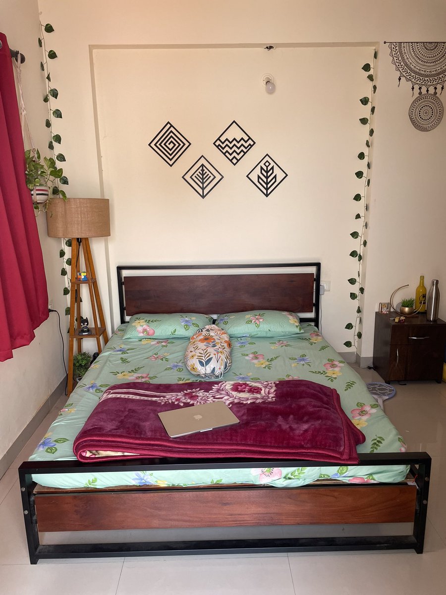 0x_pranjal's tweet image. Hey folks! Looking for a male replacement in a spacious 3BHK apartment in BTM from 1st Nov. Room has attached washroom and attached balcony.
Location: Perody Palace
maps.app.goo.gl/FwpqnQ5YLSPPkK…
DM if you’re interested.
@BangaloreRoomi @twitrbnb
