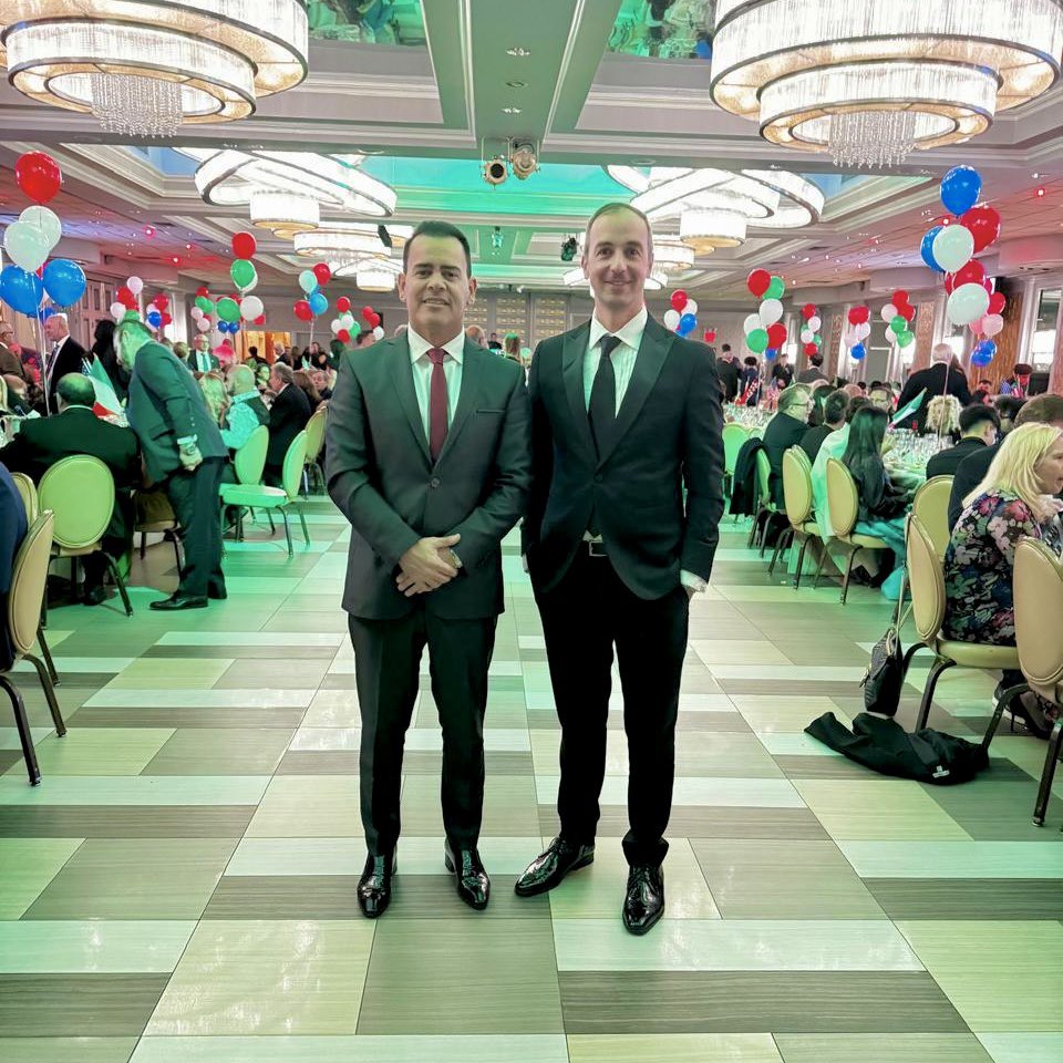 marcerodio's tweet photo. Italianos en New York 🇮🇹🗽

Invitados por la Asociación Italiana de New York y la Fundación Columbus Day, participamos en representación de la @lafriulanacba y junto al Senador de República Italiana @MarioBorgheseOK, del evento más importante de la comunidad italoestadounidense. https://t.co/KiY5IkD8XU