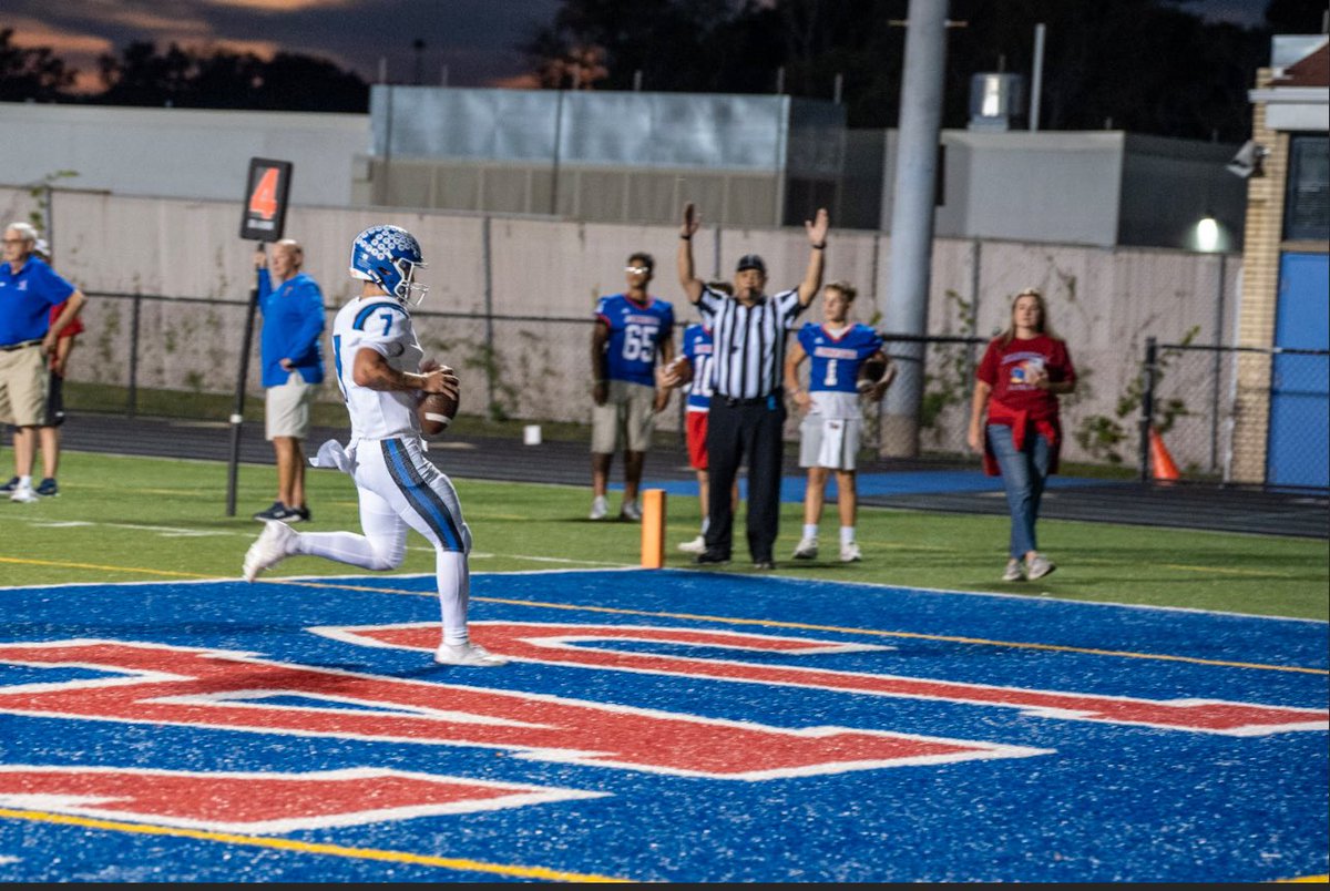 Last night I became the 3rd player in WPIAL History to Pass for 1,000 yards and Rush for 1,000 yards in Multiple seasons. I couldn’t do it without my Great coaches and team!!! <a href="/CoachWalters07/">Randy Walters</a> <a href="/210ths/">2Tenths Speed & Agility</a> <a href="/wpialsportsnews/">The Content King Sports Media</a> <a href="/WPIAL_Insider/">WPIAL Insider</a> <a href="/TheWPIALEdition/">The W.P.I.A.L. Edition</a> <a href="/WPIAL_Blitz/">WPIAL Blitz</a>