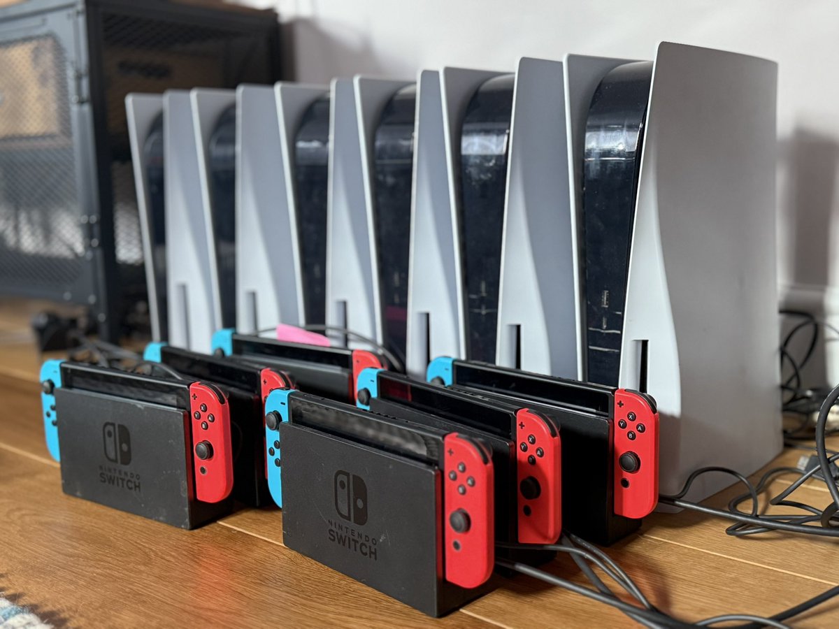 If you have an indie game that works on these I'd love to take it to <a href="/EGX/">EGX</a> (for free on the Family Gaming Zone). Help me introduce families to amazing indies.