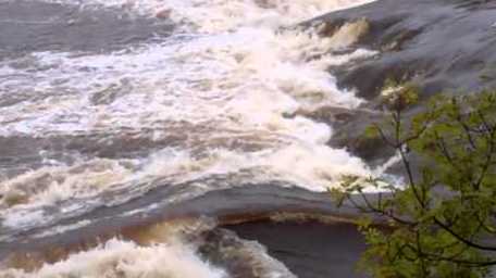 tourscotland's tweet photo. Tour #Scotland #Autumn travel video blog of the sight and sound of the rapids on ancestry history visit and trip to #Campsie #Linn, #Perthshire. The River Tay is the longest river in Scotland and the seventh longest in the United Kingdom https://t.co/dYVHKMcXvM https://t.co/61E2hdfY62