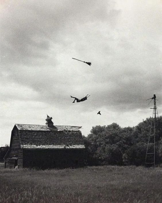 PaulleyTicks's tweet image. BREAKING: Congresswoman Marjorie Taylor Greene was involved in a horrifying accident on her way in to her Georgia office early this morning.