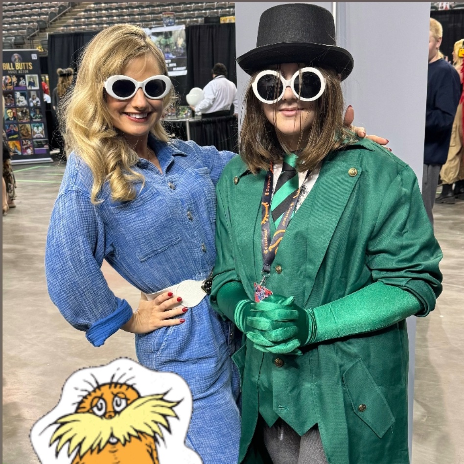 Tia Ballard π (@tbirdlizzy) on Twitter photo If you come to my table dressed as the Onceler Iβm required by law to give you free prints. RIP trees. ππͺπ² If you come to my table dressed as the Onceler Iβm required by law to give you free prints. RIP trees. ππͺπ²