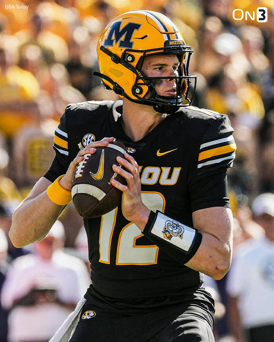 Missouri QB Brady Cook went to the hospital during the game for an MRI, returned to Faurot Field, and won it for the Tigers vs. Auburn🔥

"I've only got 2 1/2 games left on Faurot Field, I'm not missing this one in the hospital."

(h/t <a href="/PowerMizzoucom/">PowerMizzou</a>) 

on3.com/college/missou…