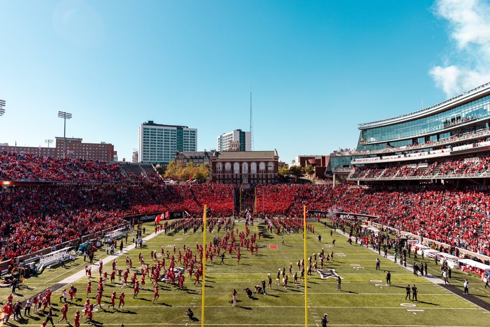 Yeah this college fucking rules.