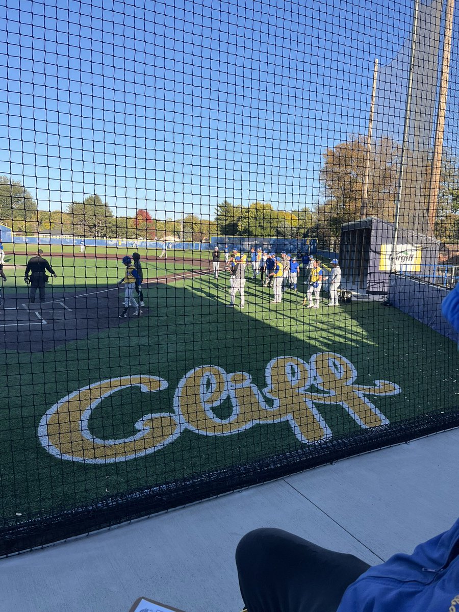 CliffBaseball's tweet photo. Incredible weekend to cap off a competitive Fall. Thank you to all the families and alumni that continue to show up for these guys. Lucky to be apart of one of the best support systems in all of small college baseball! https://t.co/PHSO9Yym6g