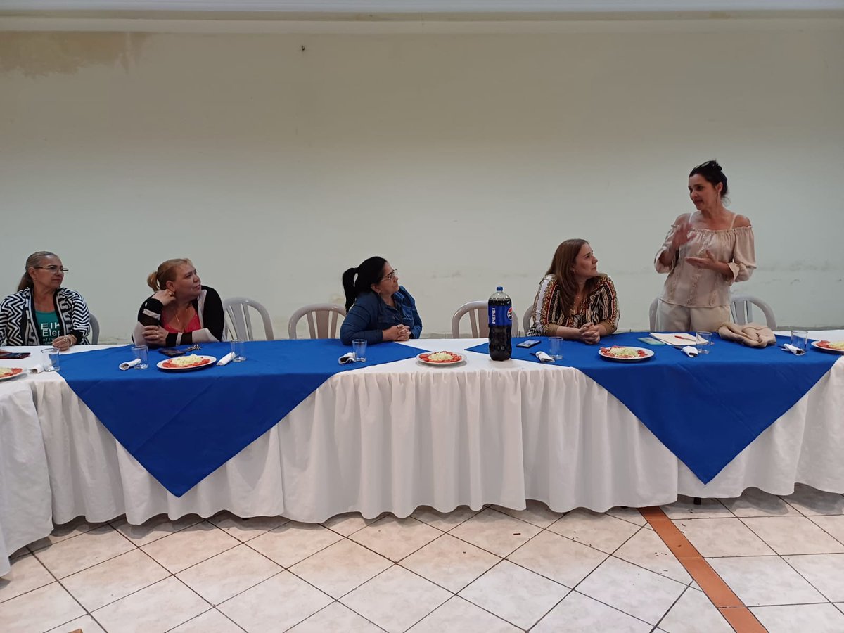 Hoy en la tarde nuestra brigada tiene el honor de recibir la visita de nuestra Coordinación Nacional Dra.Marieta Cutiño ,Dra.Sonia Bess y Dra.Yoandra Muro #RevoluciónCubana #CubaCoopera