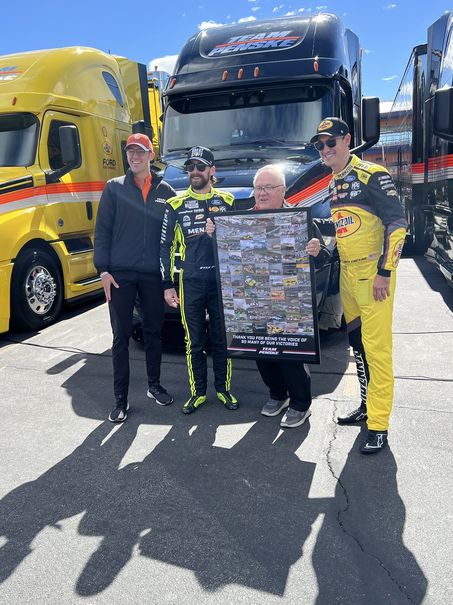 PRNlive's tweet image. Thank you @Team_Penske @joeylogano @Blaney @AustinCindric for honoring our guy on this very special weekend. ❤️ 

#DougsLastLap | @Riceman61