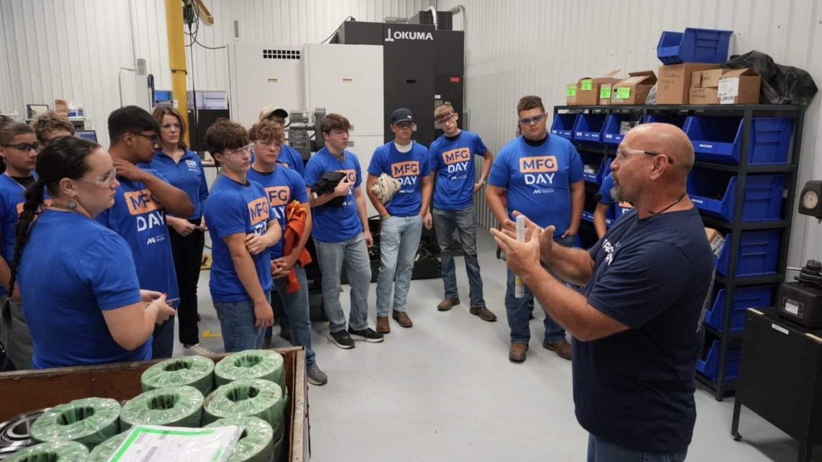 TheMfgInstitute's tweet image. Earlier this month, manufacturers nationwide celebrated @MfgDay by rolling out the red carpet for students and educators. Check out how the MI celebrated #MFGDay24 in Kansas: bit.ly/3YeKZgQ #CreatorsWanted