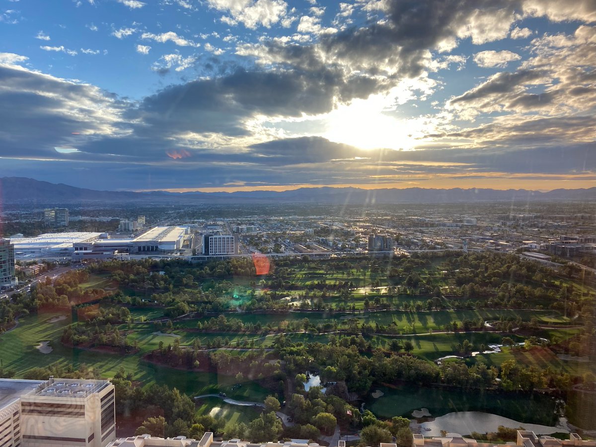 Made it to Vegas late last night for #cap24! Look at this view earlier this morning!! 🤩 (📷 credit: Erica Worswick)