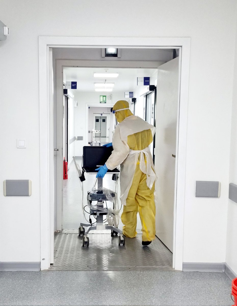 Great news from the National Marburg Treatment Center in 🇷🇼. Two patients have been successfully taken off mechanical ventilation after more than 10 days of care from Prof. Theogene Twagirumugabe &amp; our multidisciplinary clinical team.
#Marburg #CriticalCare #InfectiousDisease