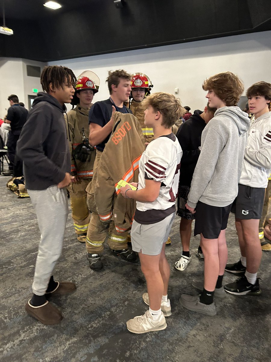 CteBuchanan's tweet photo. Yesterday, our all current 9th graders attended Career Pathway Day host by Berrien RESA. It was a phenomenal event exposing our students to all of the pathways that exist for our students both during school and after graduation. #BuckCTE https://t.co/iw5QQZyAV8