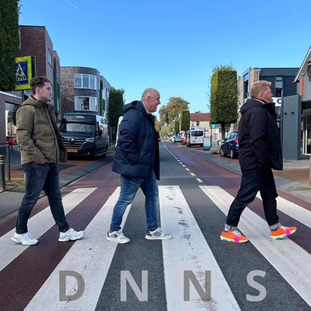 𝐎𝐧 𝐭𝐡𝐞 𝐫𝐨𝐚𝐝 𝐭𝐨 𝐃𝐍𝐍𝐒 𝐕𝐫𝐨𝐨𝐦𝐬𝐡𝐨𝐨𝐩 😎