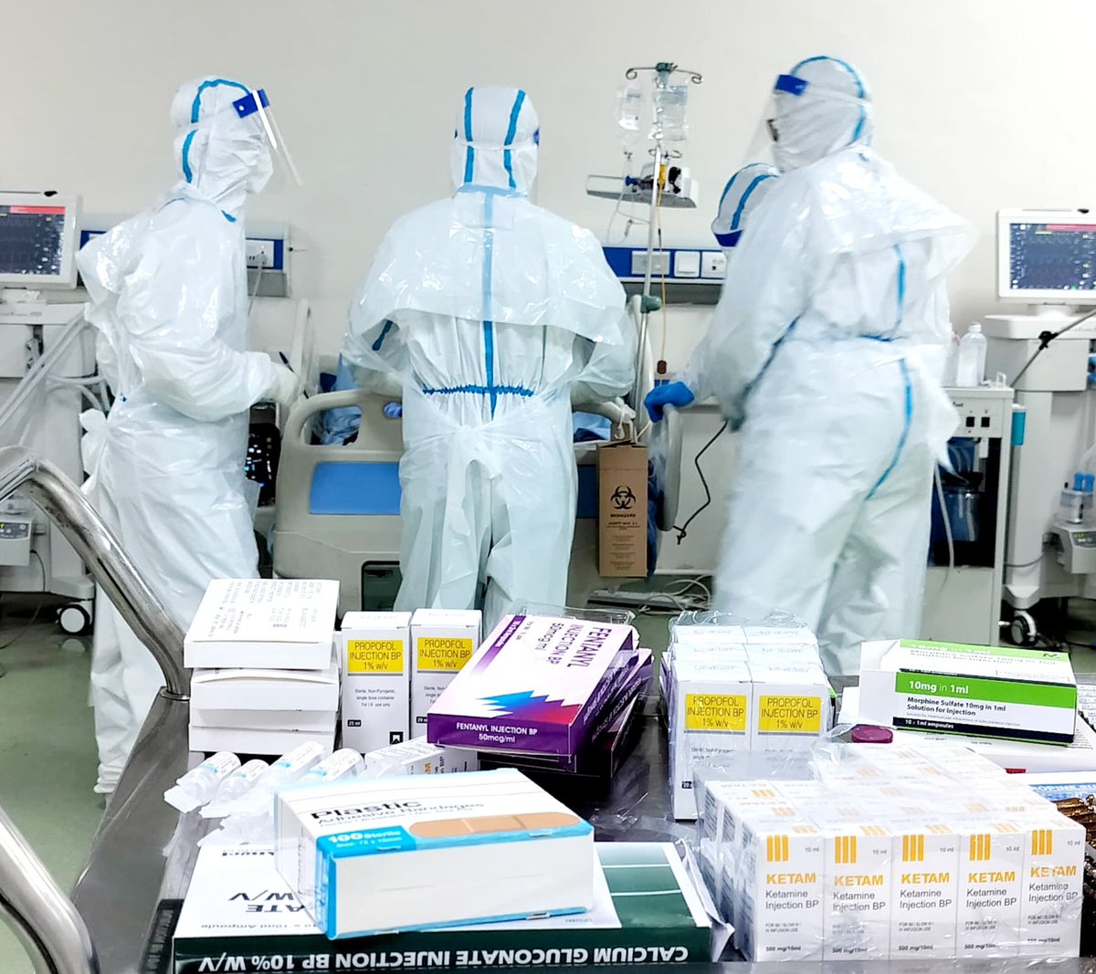 This is a historic moment, as it marks the first time a Marburg patient has been extubated on this continent 🌍 
This breakthrough will significantly enhance clinical management guidelines for filoviruses.
#Rwanda #CriticalCare #InfectiousDiseases #InternalMedicine