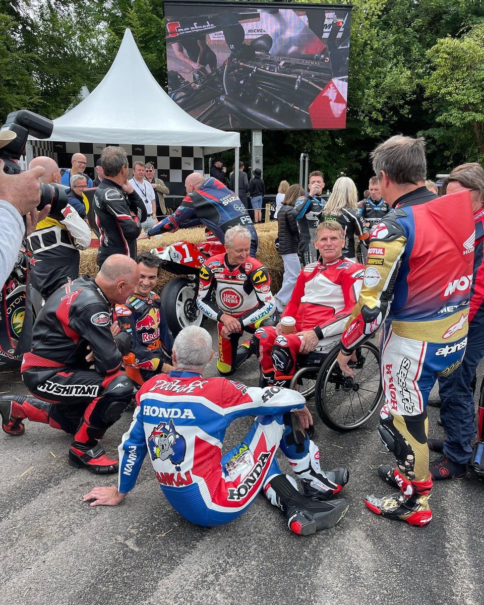 A few legends here !