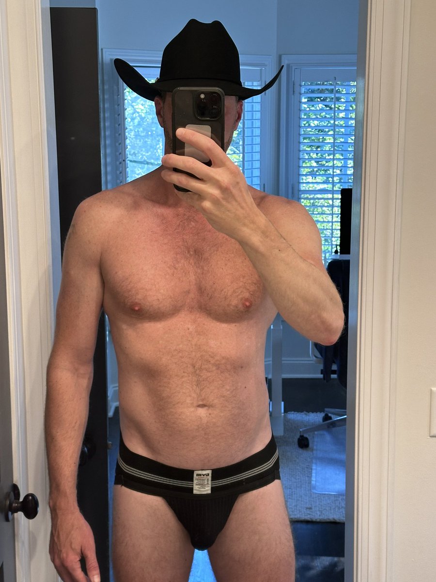 #jocktober

6’5” 205lbs 🔝 #gaycowboy