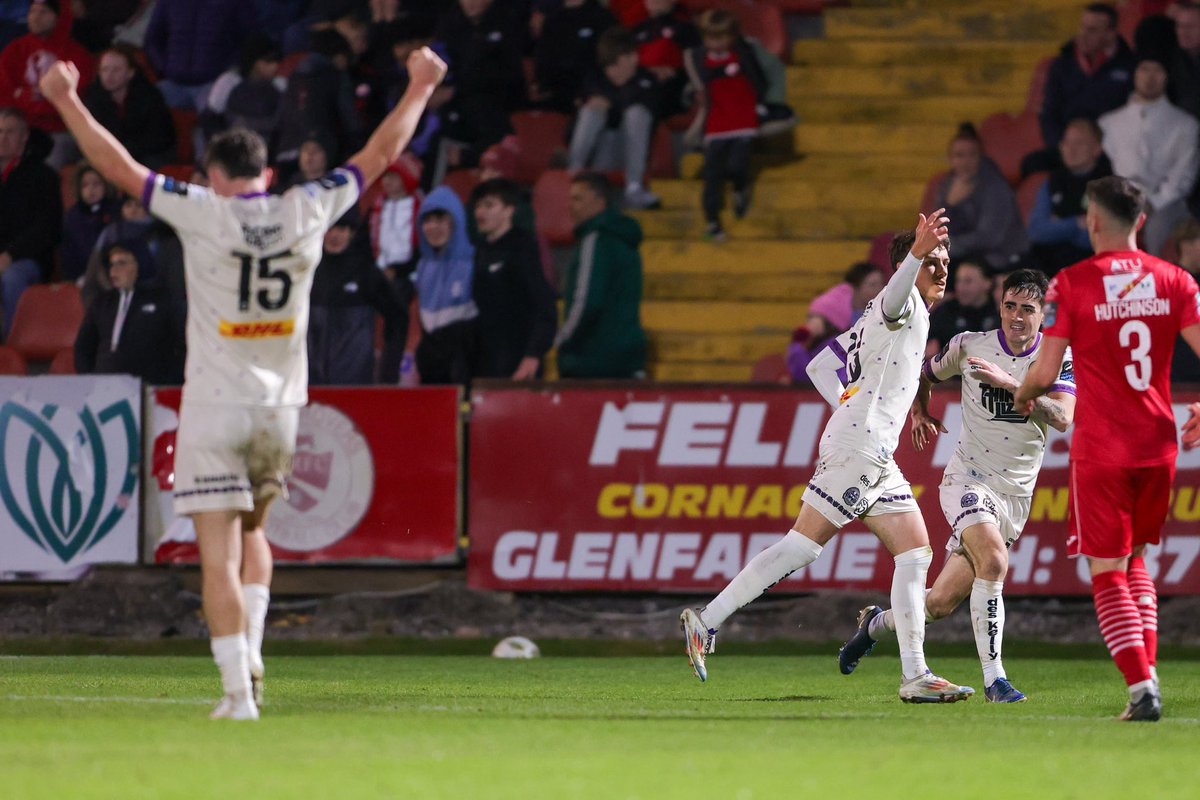 bfcdublin's tweet photo. Full time at the Showgrounds. ✊

🔴⚪️0-2🔴⚫️ https://t.co/zGBJQ6LuVY