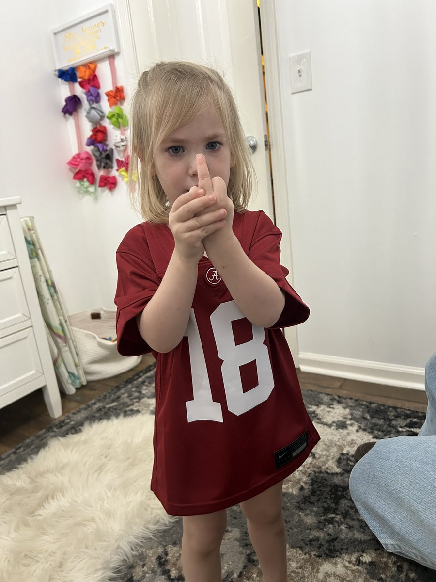 Put the first quarter behind us and let’s go. L says and Tennessee too! Roll Tide!