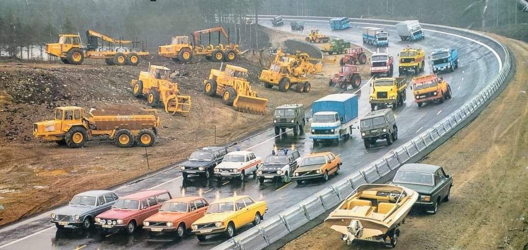 Volvo’s entire product range in 1973 💪