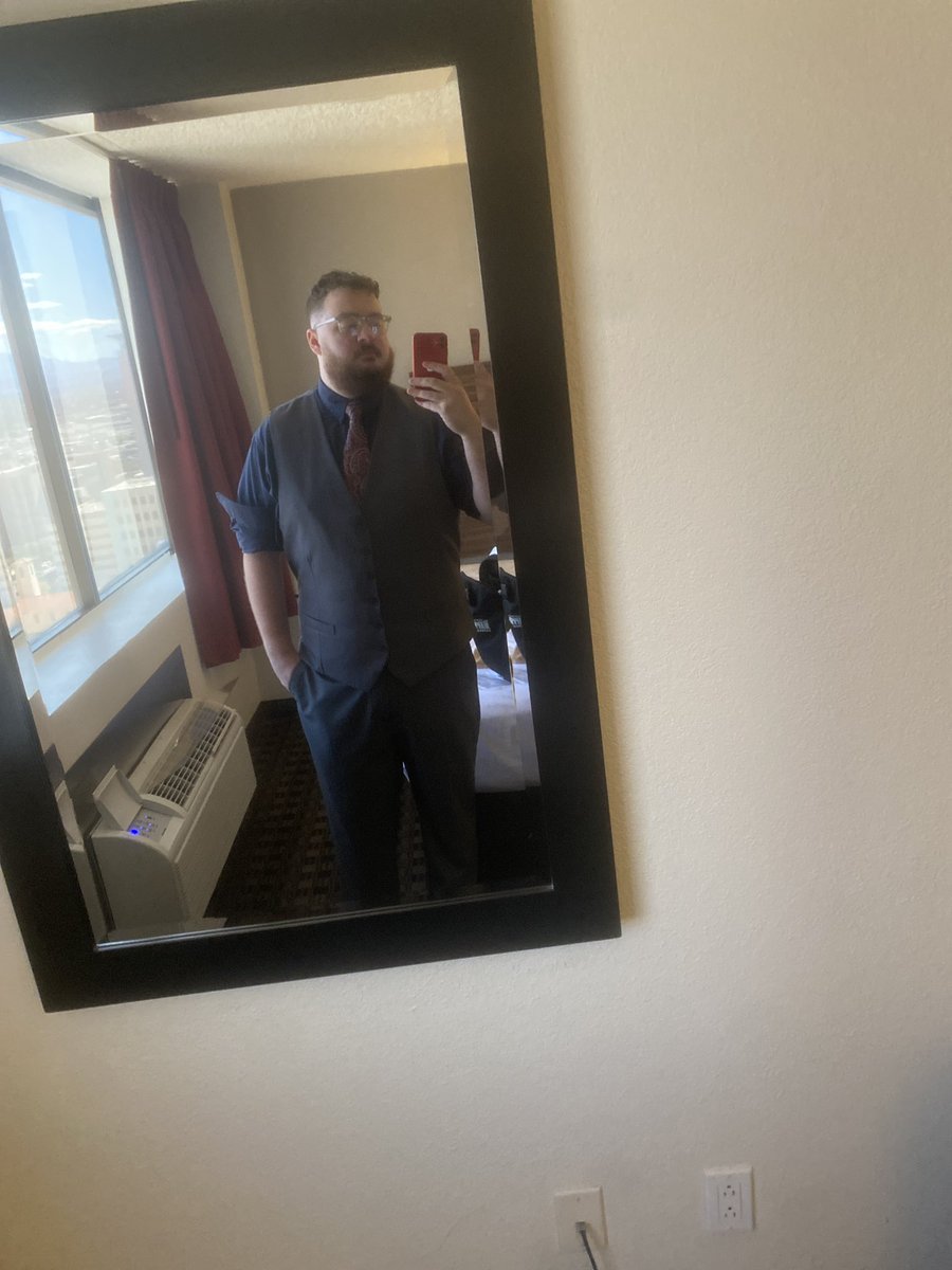 GiLL_i_AmVGC's tweet photo. Wedding Gill: Guest Edition https://t.co/DBwENHfnIC