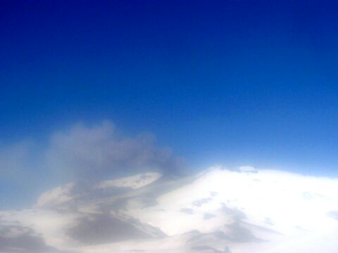 #volcan #volcano #Copahue Emissions de cendres et forte émission d'infrarouges depuis le 16 octobre/Strong infrared emission with emission of ash since 16 of october