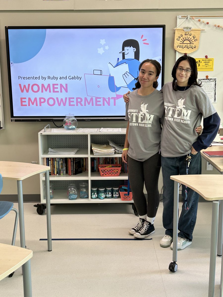 senorajenmorris's tweet image. The @LandstownEagles did a phenomenal job showcasing the many ways STEM is everywhere and that the future is STEM at the @vbschools Beach Girls Rock event. Thank you Ms. Wong &amp;amp; Ms. Johnson - the stellar Science teachers that served as sponsors. #EagleNation