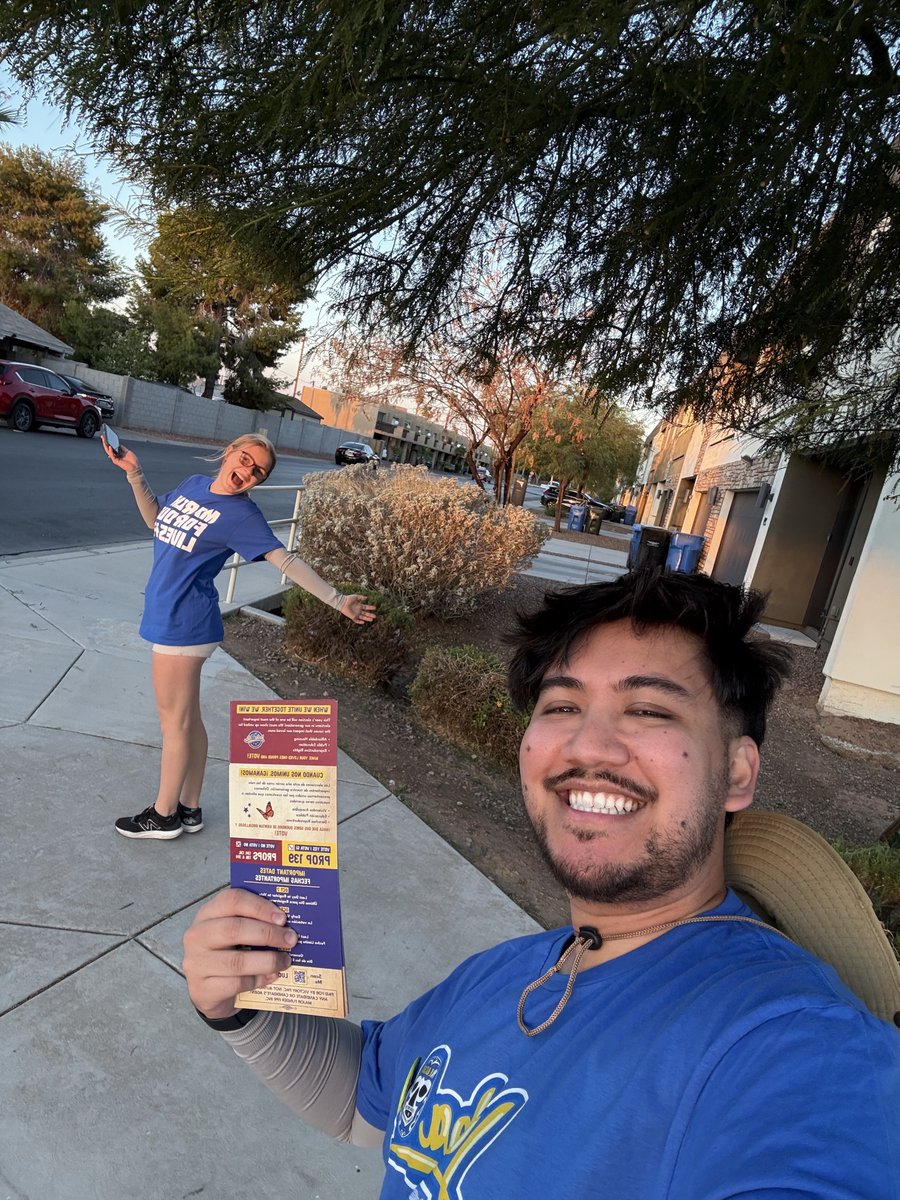 AMarch4OurLives's tweet photo. Every door. Every convo. Every vote.
This weekend, we’re in Arizona mobilizing thousands of voters w/ partners! Young people have shown up in record numbers since 2018—and this election will be no different. 🗳️💥
Let’s make history. #GOTV https://t.co/dIzJs23leG