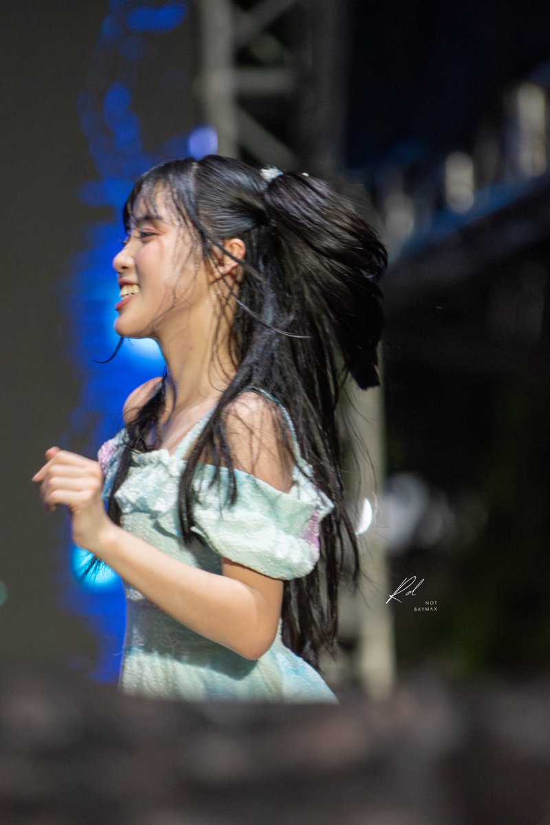 BaymaxMMXII's tweet photo. Bocil Hit and Run
@AM_EllaJKT48 

Live Arena Surabaya || 19102024 https://t.co/qBmnuzut6u