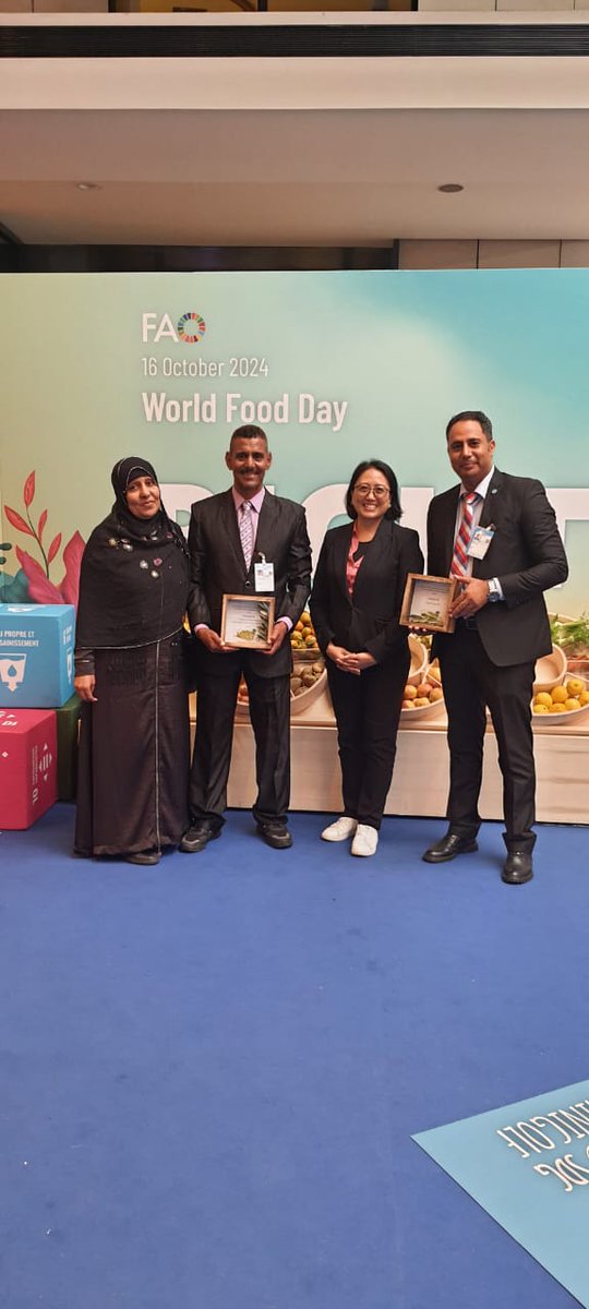FAOEgypt's tweet photo. #LeavingNoOneBehind was demonstrated by the first ever #FFS for the deaf &amp; mute in #Egypt🇪🇬 that received FAO’s Award for innovation in FFS for Sustainable Agrifood Systems at the #SIF2024 in @FAO hq, showing the power of innovation &amp; inclusion in 🌱. https://t.co/4UpIxfd2Lc