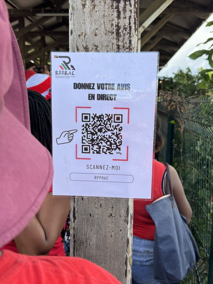 KhsMag's tweet photo. Un petit retour en direct de la mobilisation du 19 octobre au Stade de Dillon, il est important que vous donniez votre avis afin que le RPPRAC puisse recueillir le maximum d’avis du peuple, partagez en masse #Rouj #AwméDuRubanRouj https://t.co/ilbSCNtpYN