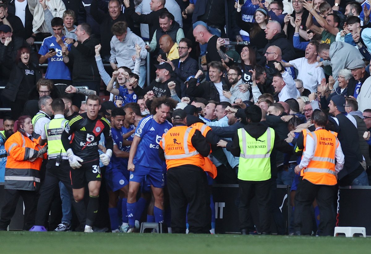 LCFC's tweet photo. ⚽ = 🥳 https://t.co/fGsRuB9tI7