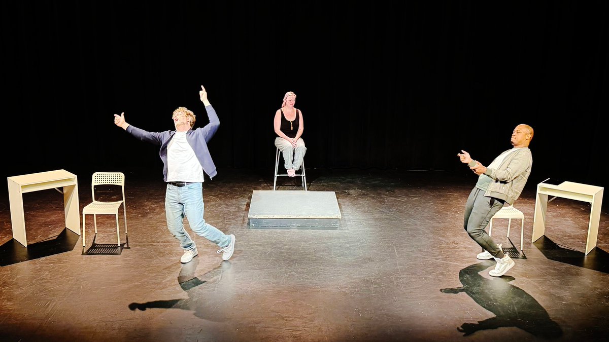 plosivepeeps's tweet photo. Another great audience last night. Two shows today, 2:30 and 7:30. https://t.co/304rSU6n44
