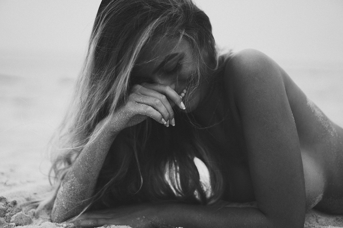 A client told me the shoot completely changed how she sees herself—she came in shy and left feeling like she’d rediscovered a part of herself. Being part of that journey is incredible! https://t.co/GDxMYLAr9t