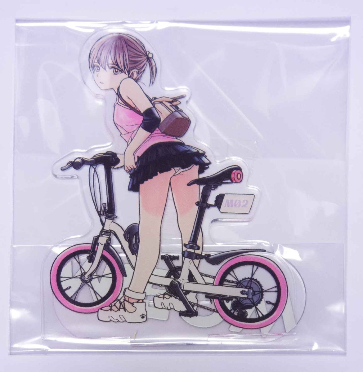 A small quantity of acrylic figures will be sold at COMITIA.
There will be no new doujinshi by MIEOW.🐾
COMITIAでアクリルフィギュアを少量販売します。
同人誌は既刊のみです。