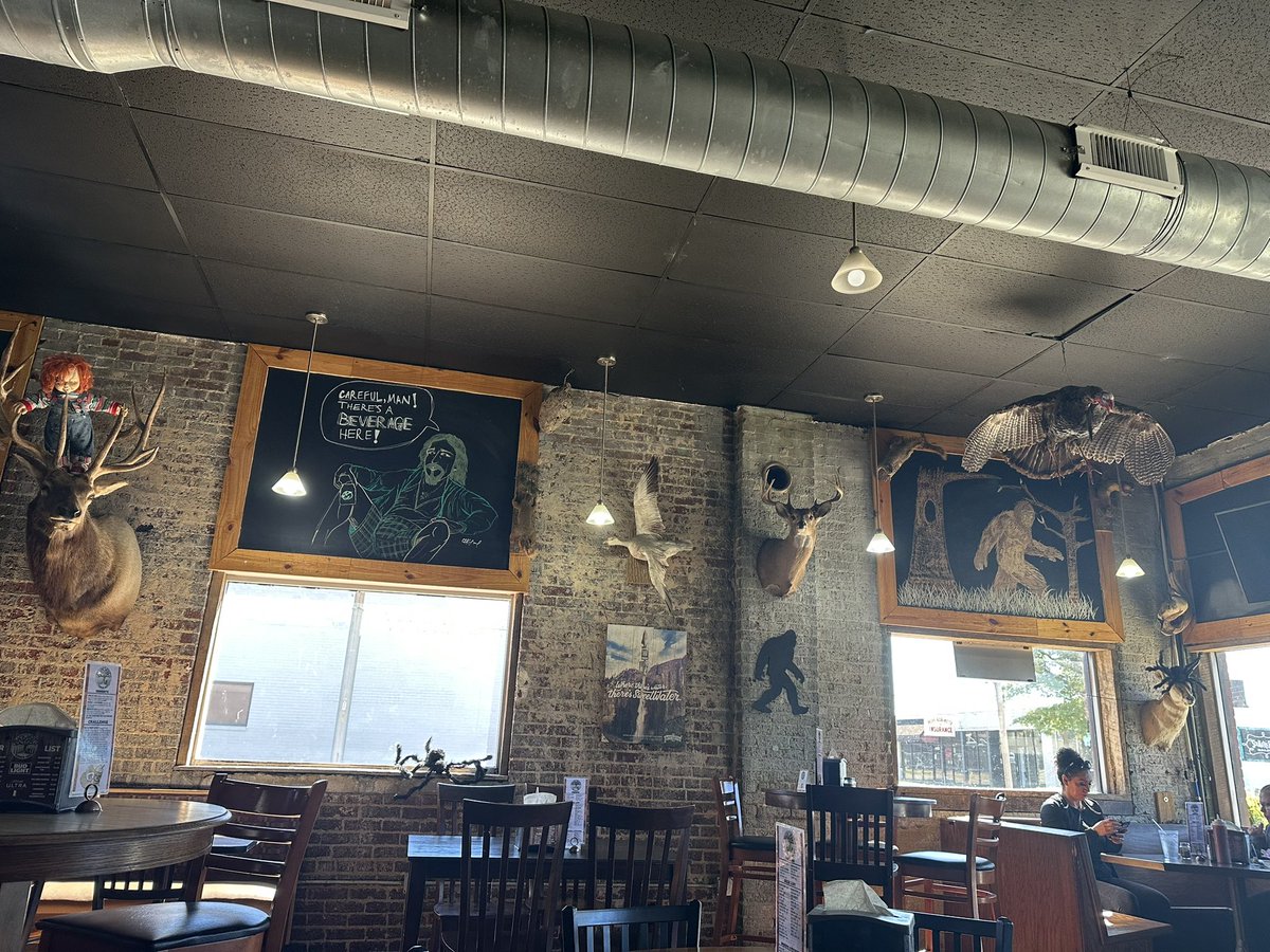 TheRandoBrando's tweet photo. @beardmeatsfood just found a challenge in my hometown you should try if you’re ever near Kingsport, TN. https://t.co/tfWN2AOC8Z