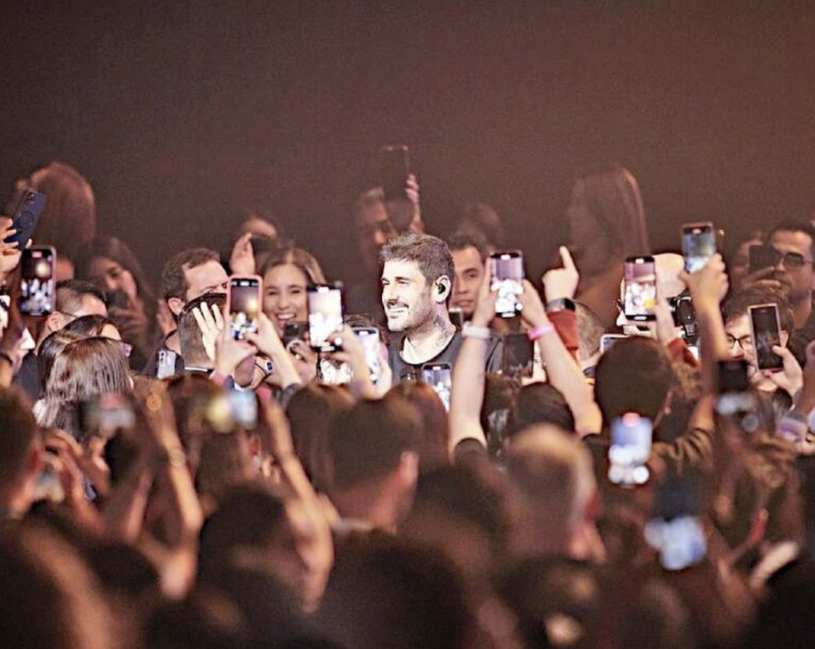 🎤 ‘Con solo una sonrisa’ Melendi enamora al público de Guadalajara 

✍🏻📰 mural.com.mx/comparte-melen…