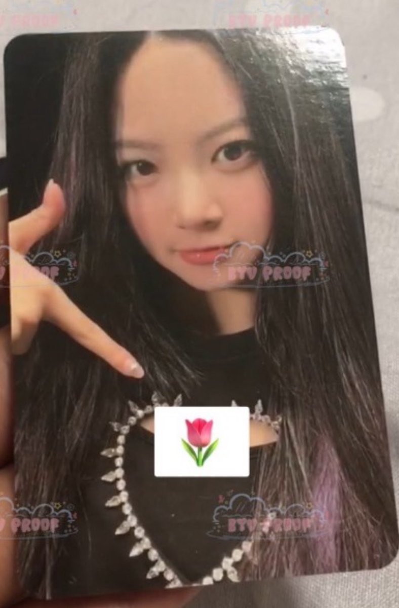 hii wta ada yang nyari pc eunchae fearless ktown4u? aku mau opslot 43,800 aja yukk udh incl tax, rd ina &amp; tinggal co di shopee! dm to claim yaa 💞
(help rt pls)
#eunchae #eunchaefearless #pceunchae