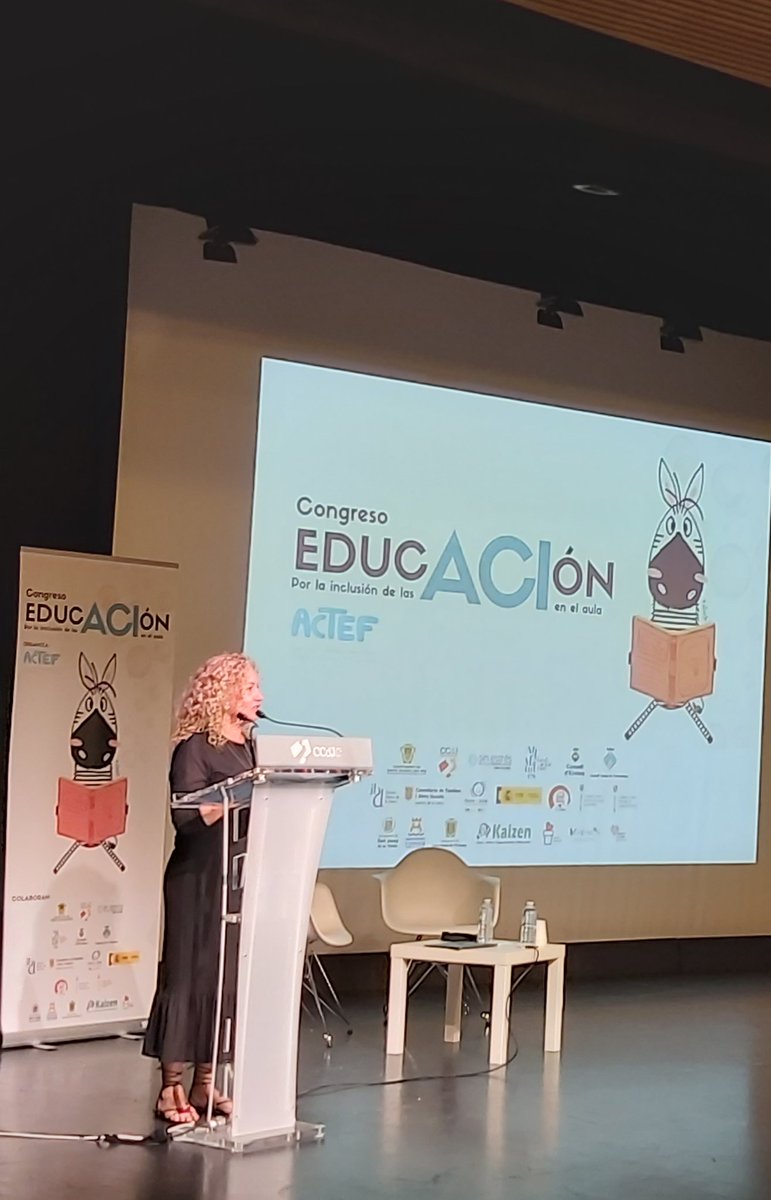 Palabras de reconocimiento y esperanza por parte de Carolina Escandell y Marilina Boned  <a href="/Consell_Eivissa/">Consell d'Eivissa</a> así como de  Marisol Ferrer <a href="/Santa_Eularia/">Ajuntament de Santa Eulària des Riu</a>
Agradecemos su apoyo en la inauguración de Congreso  #educACIon 
Así como la presencia de representantes de  <a href="/DeTalaia/">Ajuntament de Sant Josep de sa Talaia</a>