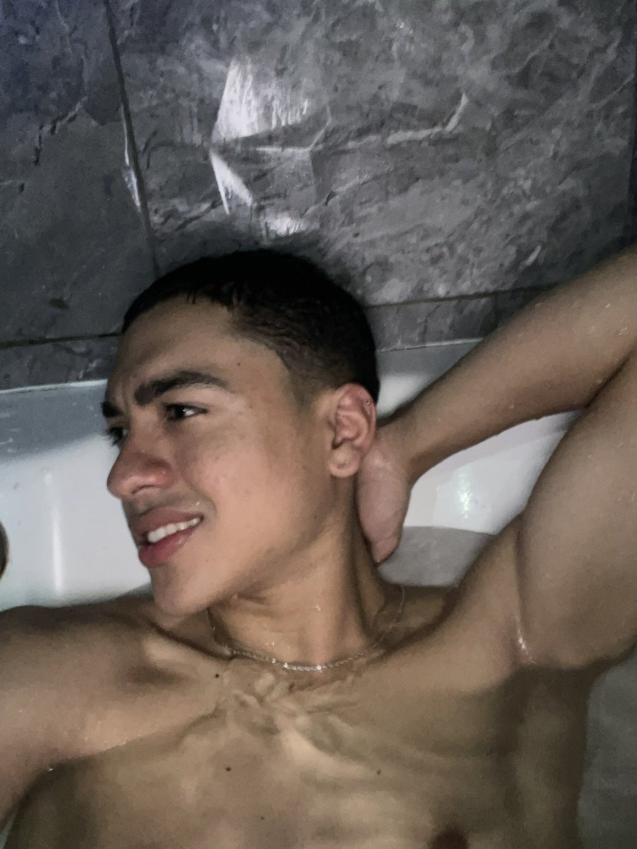 srg_0628's tweet photo. 💦 https://t.co/2RpGIzKT1J
