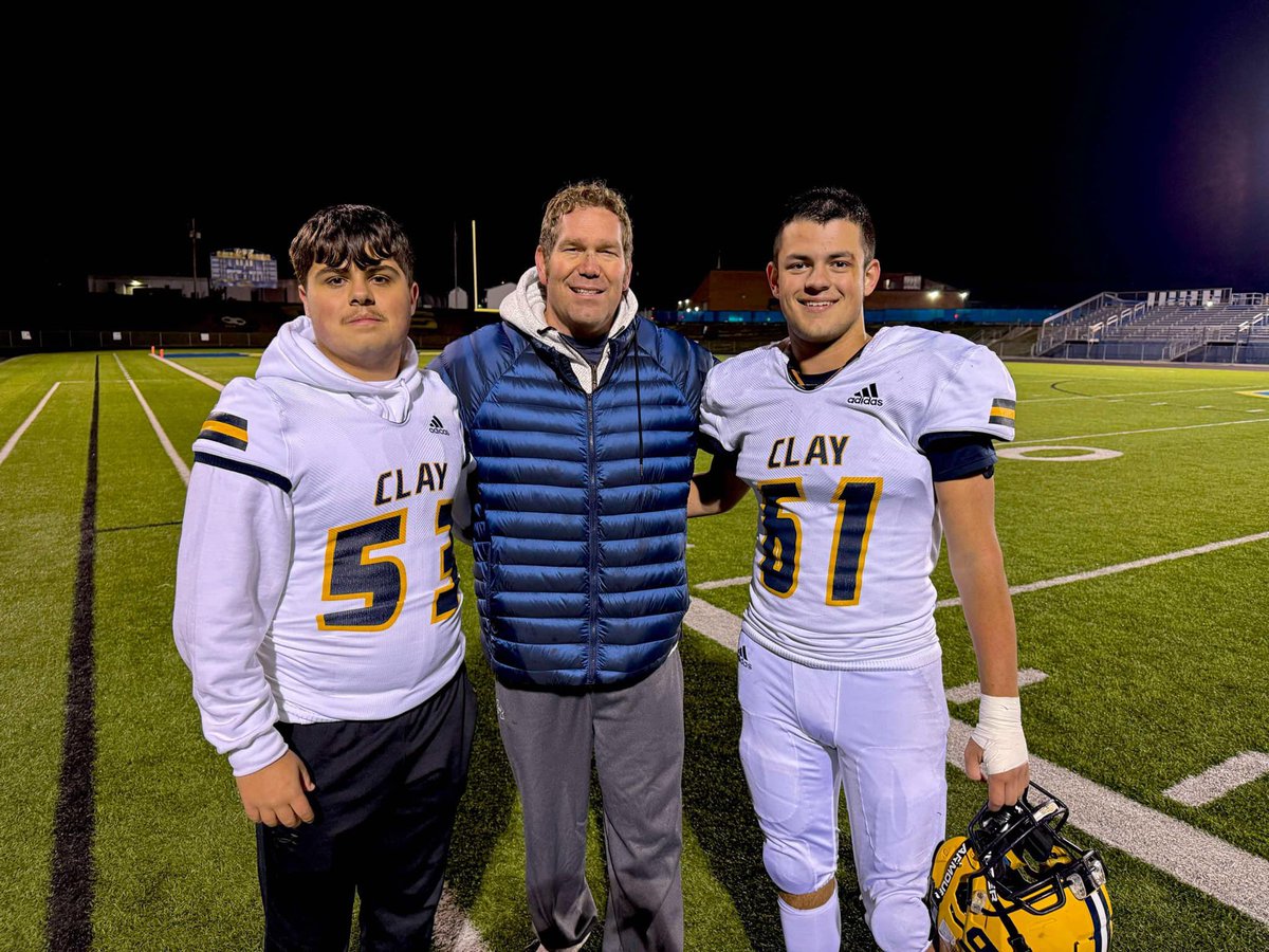 CoachMacKicking's tweet photo. A great game last night @ClayPanthersFB &amp; @BearcatGrafton with GHS winning 64-57. Longest HS game I’ve seen that didn’t get delayed or go to OT, started 7:30 &amp; didn’t end till aprox 10:50. Great to catch up with @JaxonBrown55 &amp; @tjpritt1 .  Also got to see Brayden kick from GHS. https://t.co/FrLdMT7Ahx