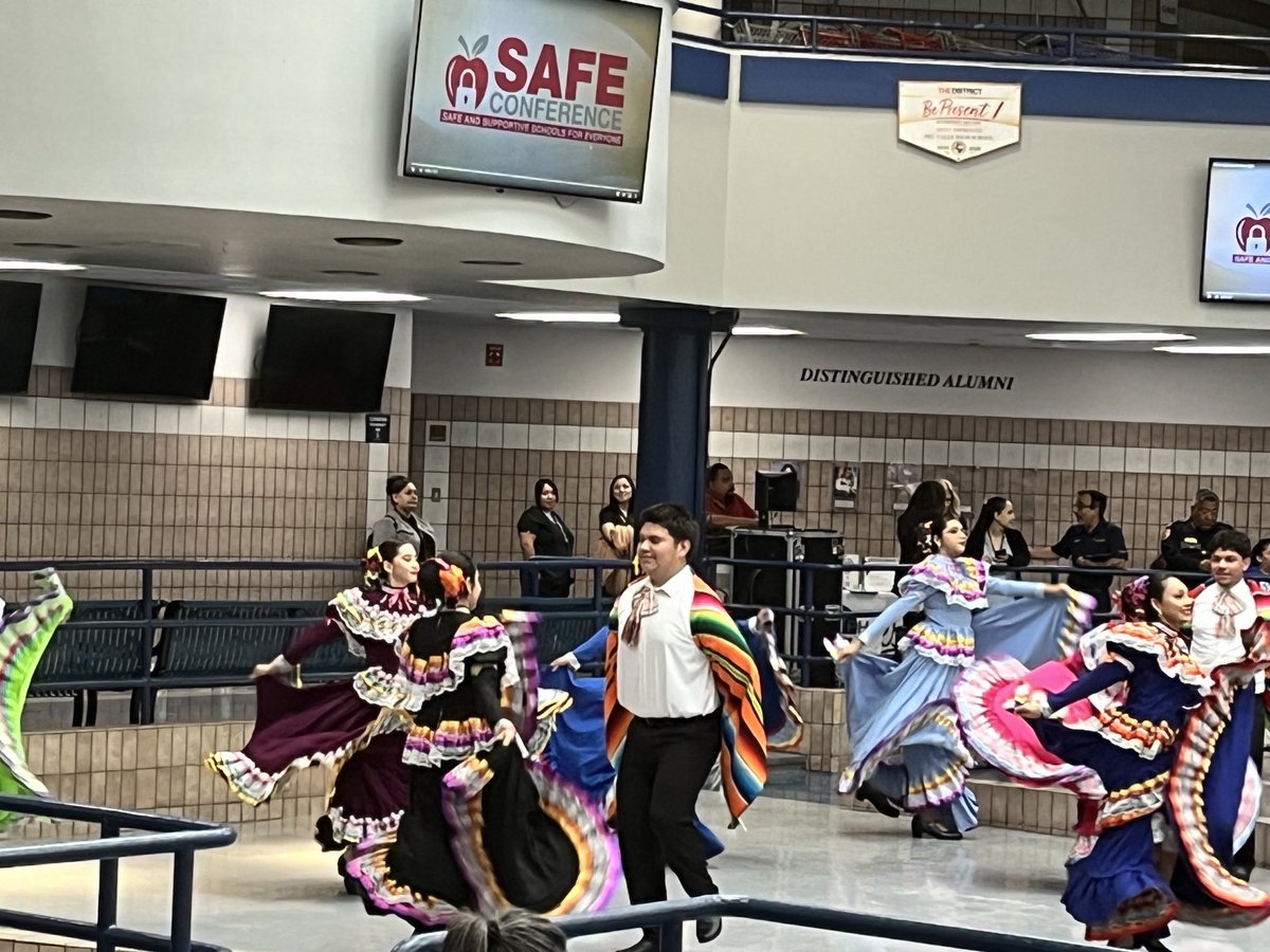 Barraza, Felipe De J (@barrazafj) on Twitter photo DVHS Baile Folclórico team performs for parents at the YISD SAFE Conference. Great Performance Conquistadores!!!! Only <a href="/DVHSYISD/">Del Valle HighSchool</a> #OFOD DVHS Baile Folclórico team performs for parents at the YISD SAFE Conference. Great Performance Conquistadores!!!! Only <a href="/DVHSYISD/">Del Valle HighSchool</a> #OFOD