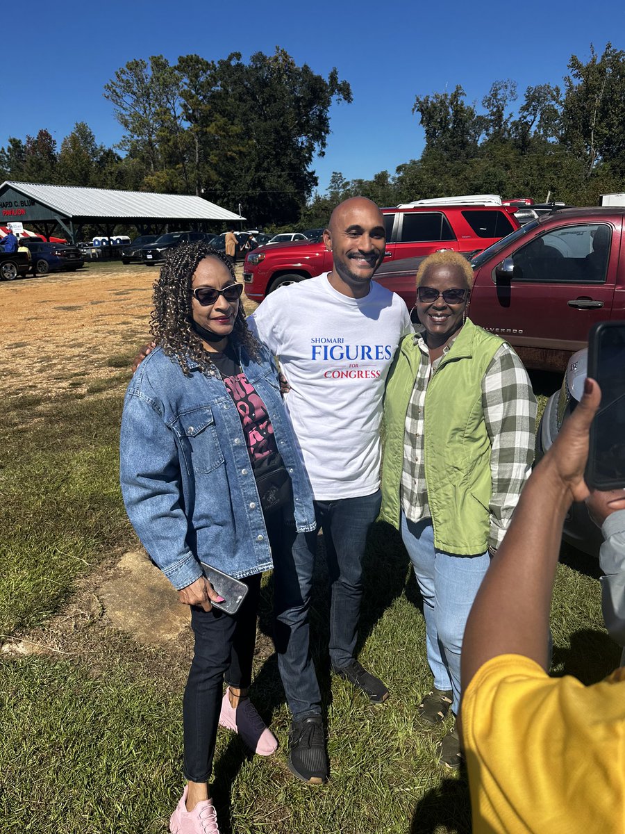 Figures for Congress tweet media