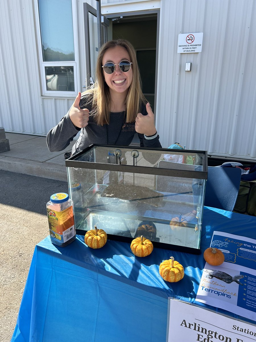 Ms. Abby representing  <a href="/AEchoEnvEdAACPS/">Arlington Echo Outdoor Education Center 🌳</a> and teaching about their terrains at Cox Creek Open House!  Building partnerships one terrapin at a time! <a href="/AACountySchools/">AACPS</a> <a href="/AACountyGovt/">Anne Arundel County Government</a>